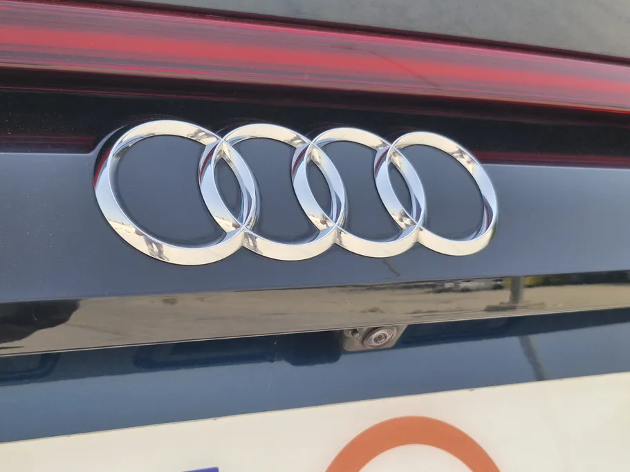 2021 Audi Q8  55 TFSI quattro 