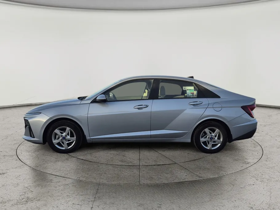 2024 Hyundai Accent Fleet 