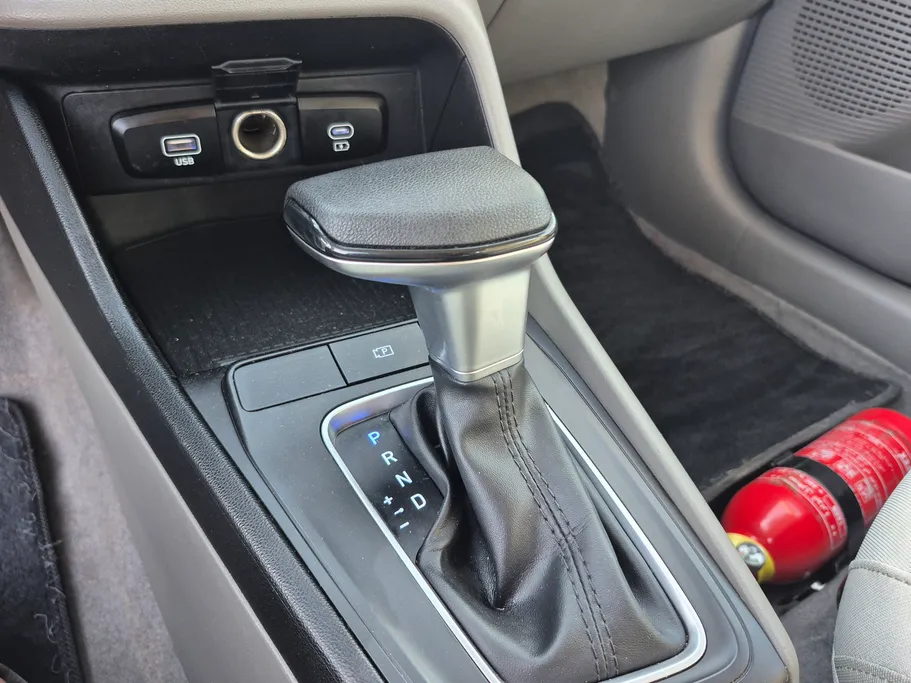 2024 Hyundai Accent Fleet 
