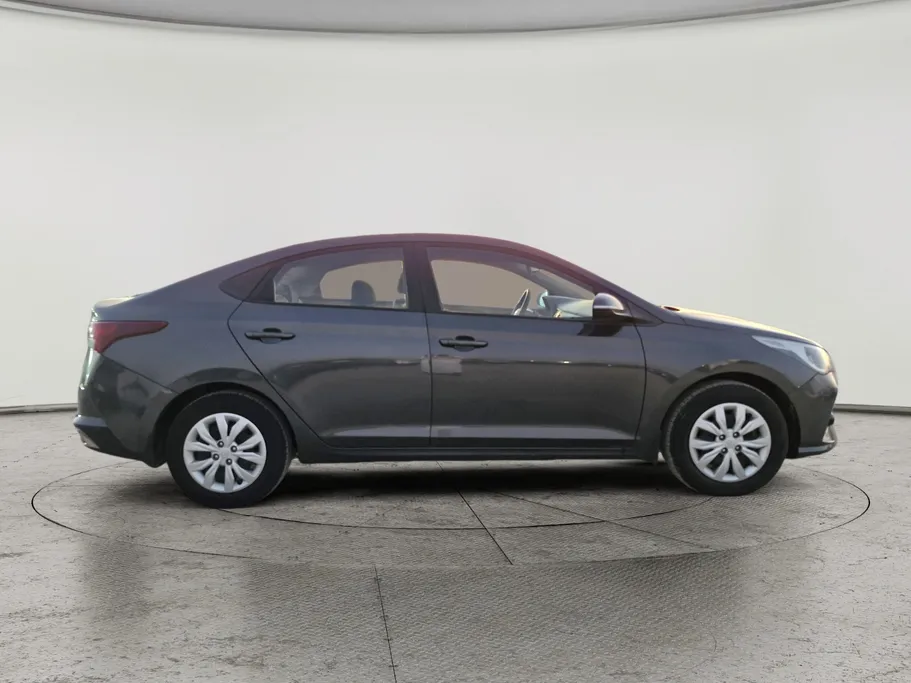 2022 Hyundai Accent Smart 