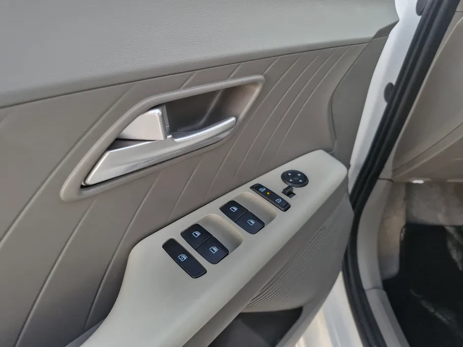 2024 Hyundai Accent Fleet 