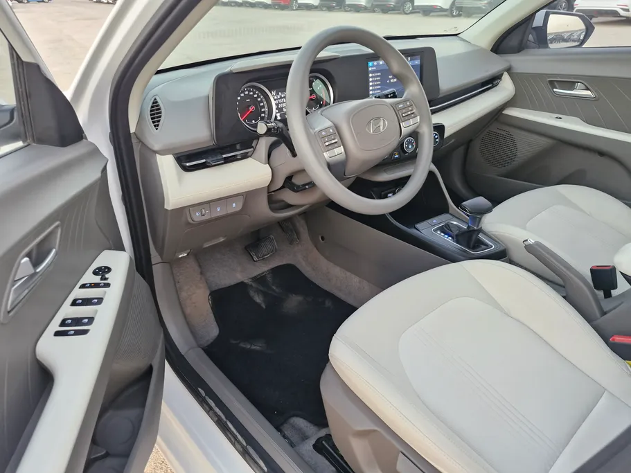 2024 Hyundai Accent Fleet 