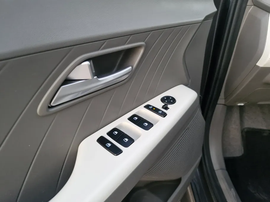 2024 Hyundai Accent Fleet 