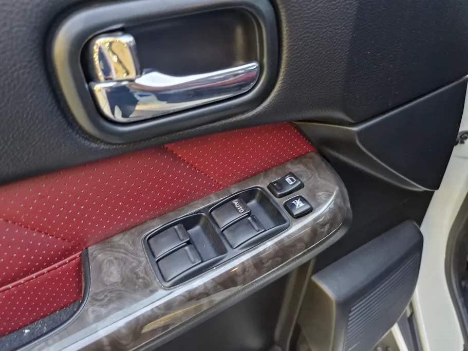2024 Nissan Patrol Safari 