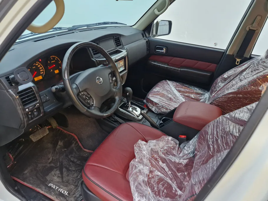 2024 Nissan Patrol Safari 