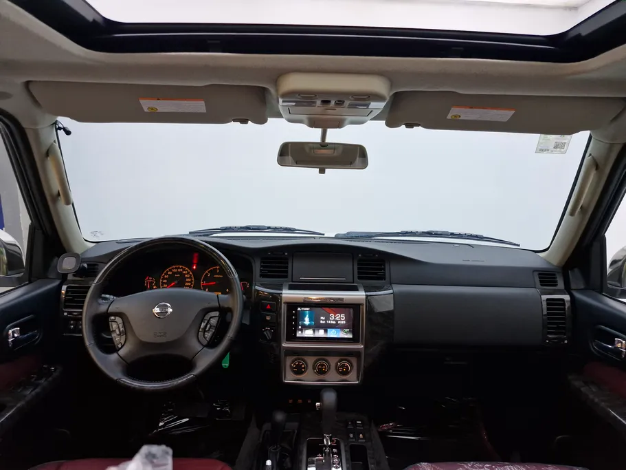 2024 Nissan Patrol Safari 