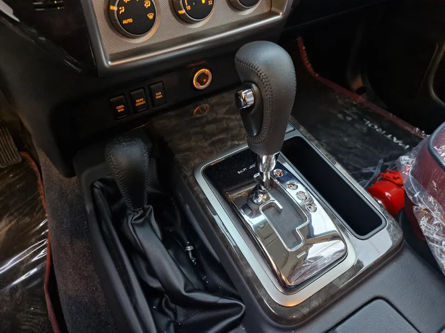 2024 Nissan Patrol Safari 
