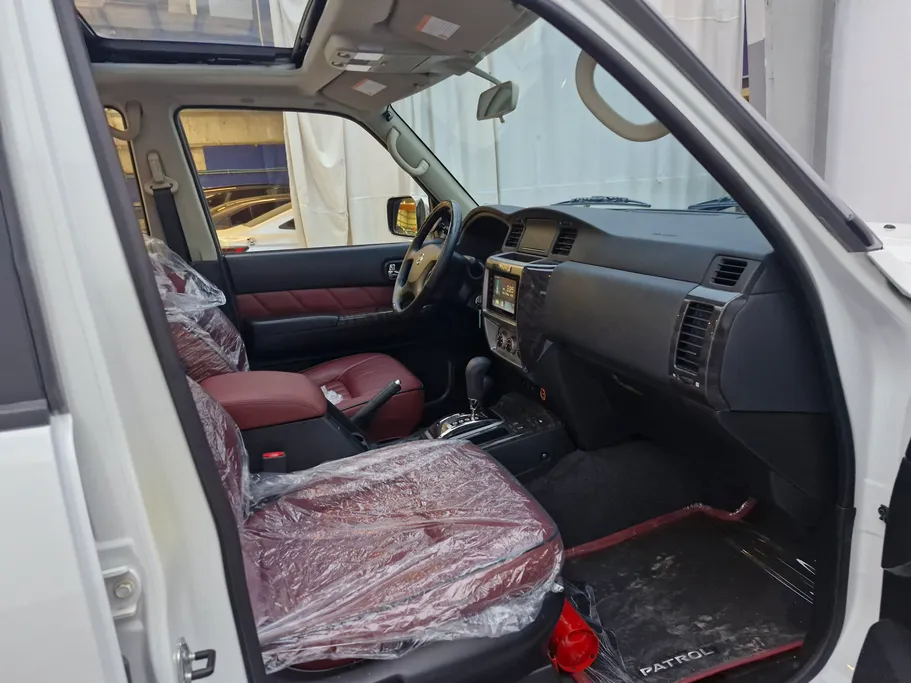 2024 Nissan Patrol Safari 