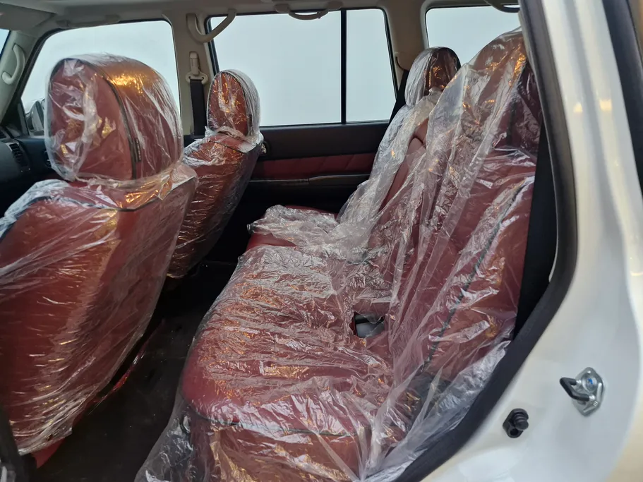 2024 Nissan Patrol Safari 