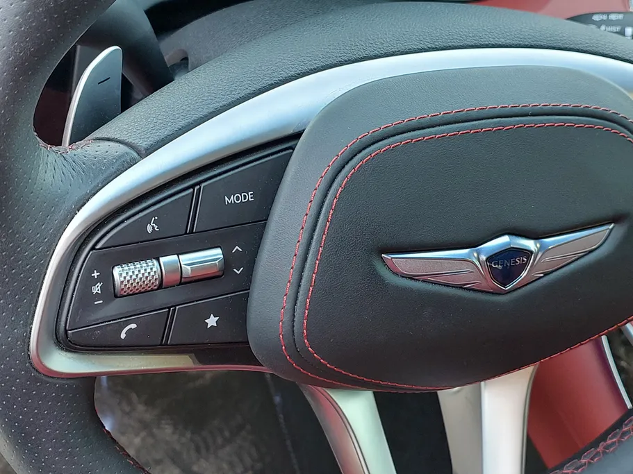 2024 Genesis GV70 Platinum Sport 