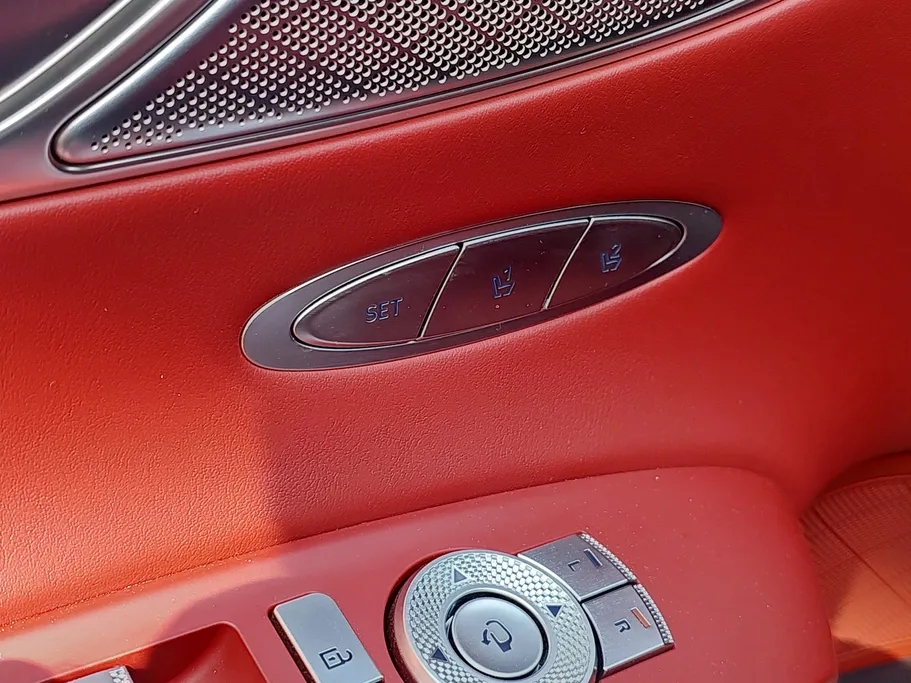 2024 Genesis GV70 Platinum Sport 