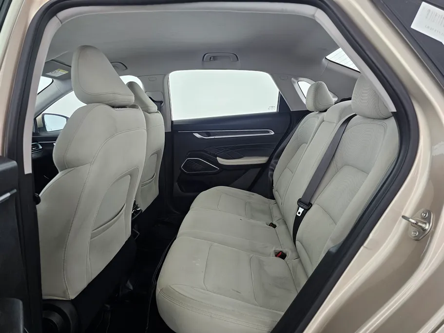 جيلي امجراند GS 2023 