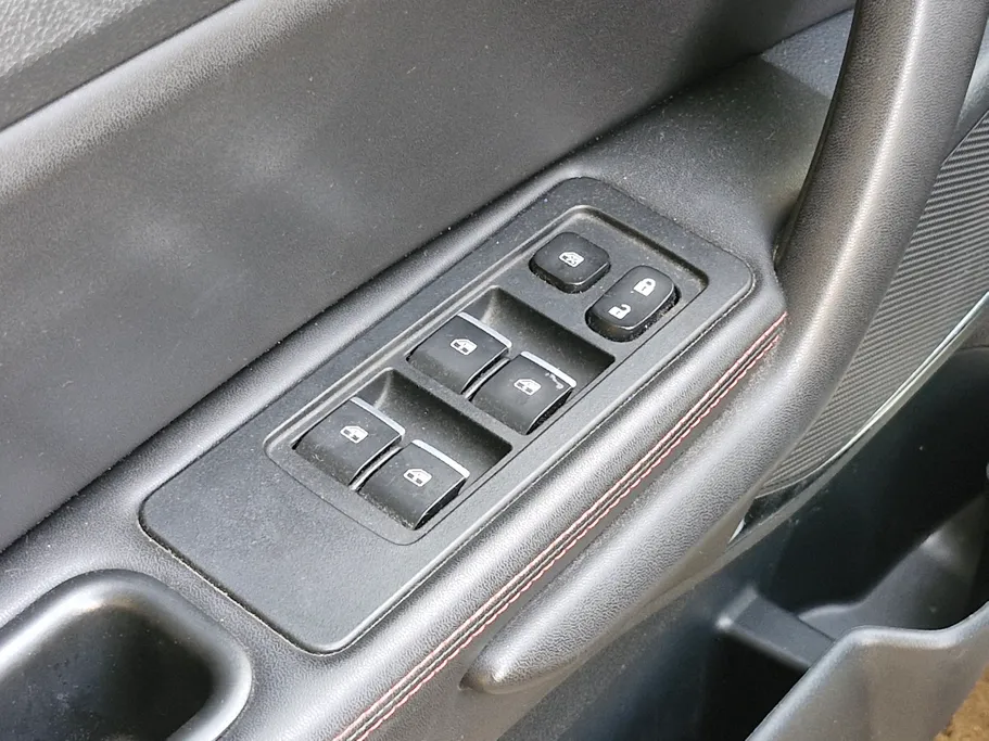 2023 JAC S3 Intelligent luxury 