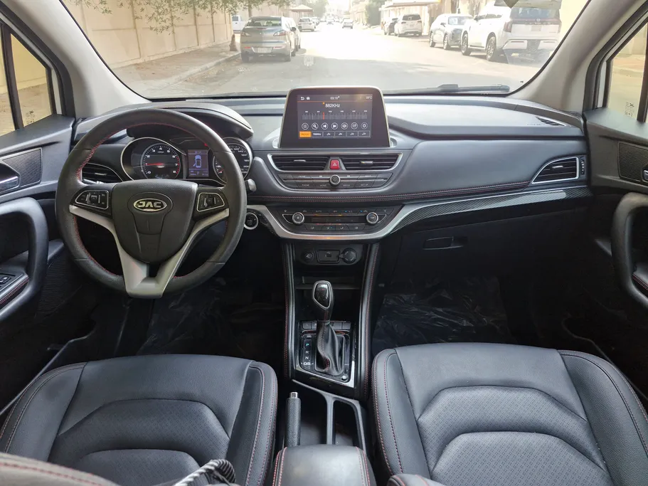 2023 JAC S3 Intelligent luxury 