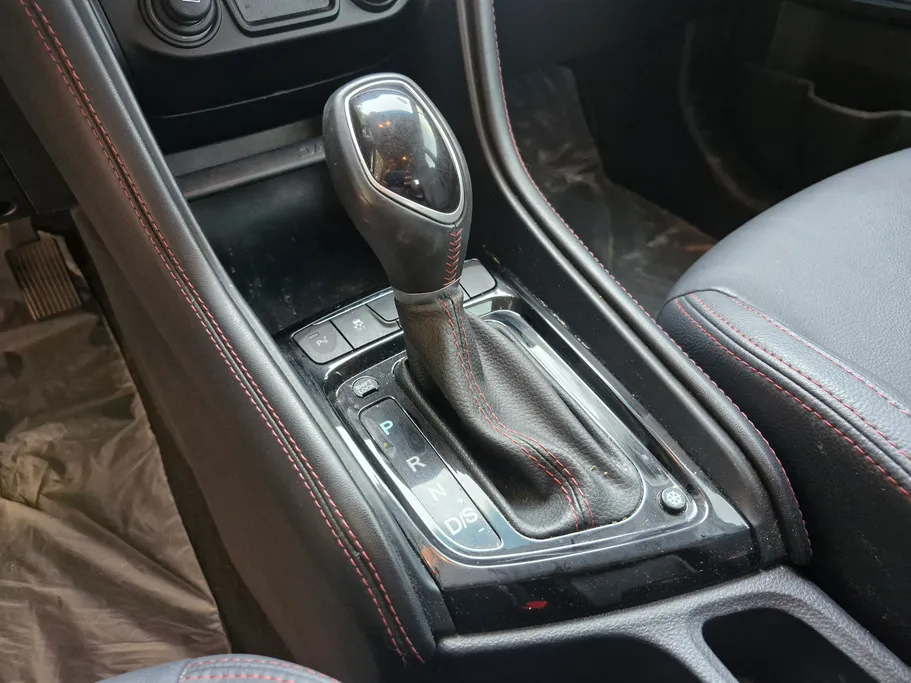 2023 JAC S3 Intelligent luxury 