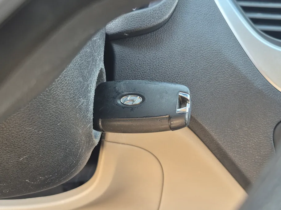 2023 Hyundai Accent Smart 