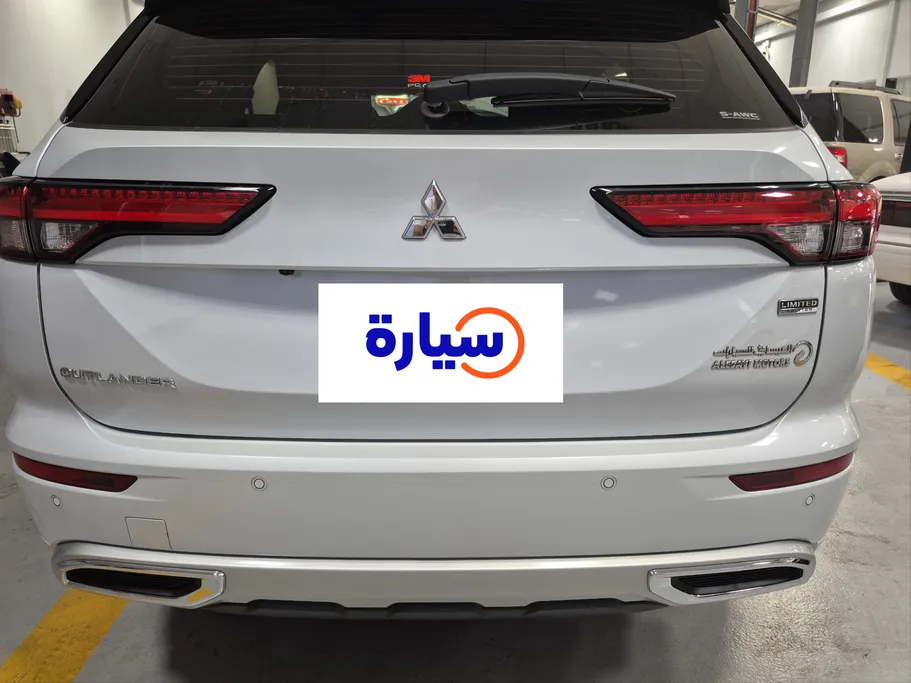 ميتسوبيشي اوتلاندر الشكل الجديد PREMIUM 2024 