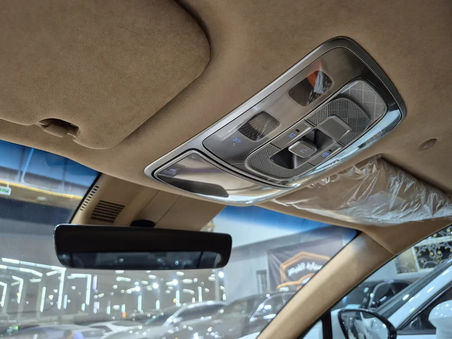 2025 Genesis G80 ROYAL 