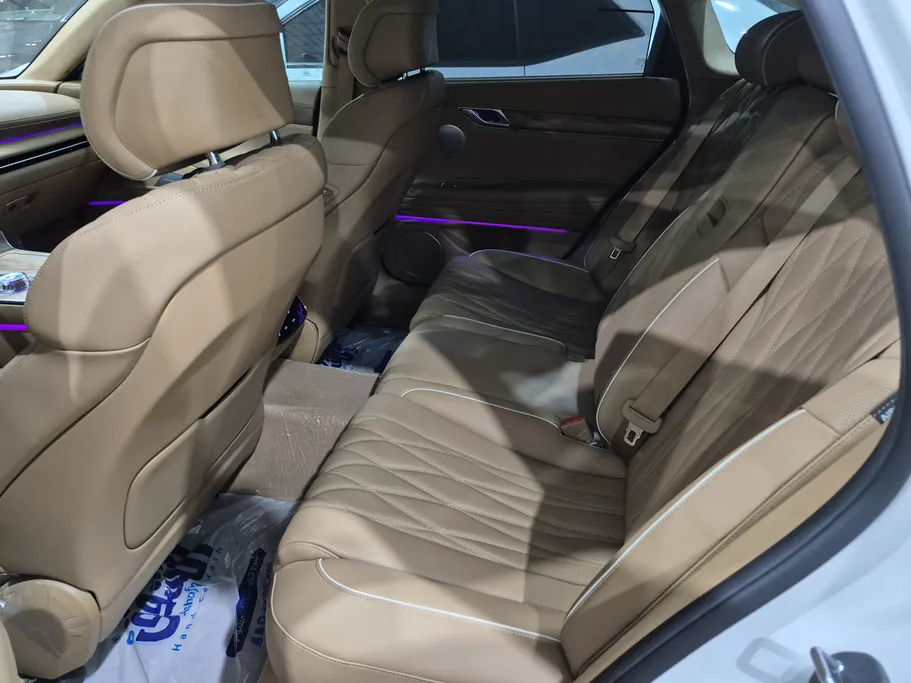 2025 Genesis G80 ROYAL 
