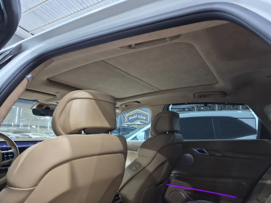2025 Genesis G80 ROYAL 