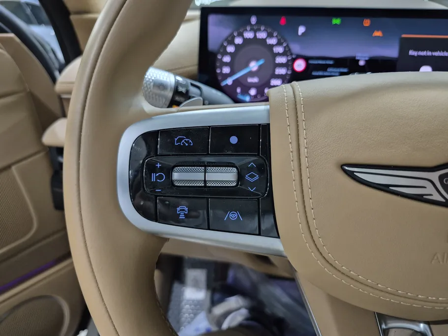 2025 Genesis G80 ROYAL 