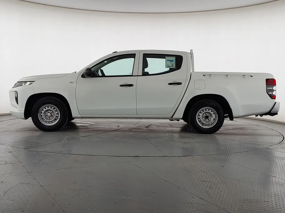 2021 Mitsubishi L200 DC 4x2 