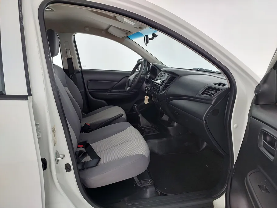 2021 Mitsubishi L200 DC 4x2 