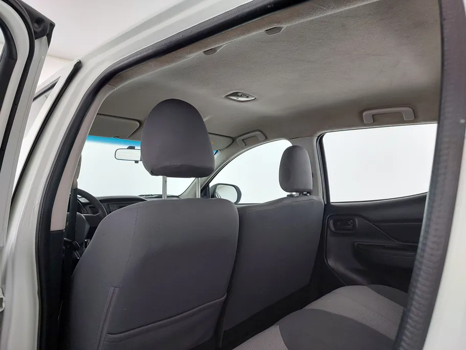 2021 Mitsubishi L200 DC 4x2 