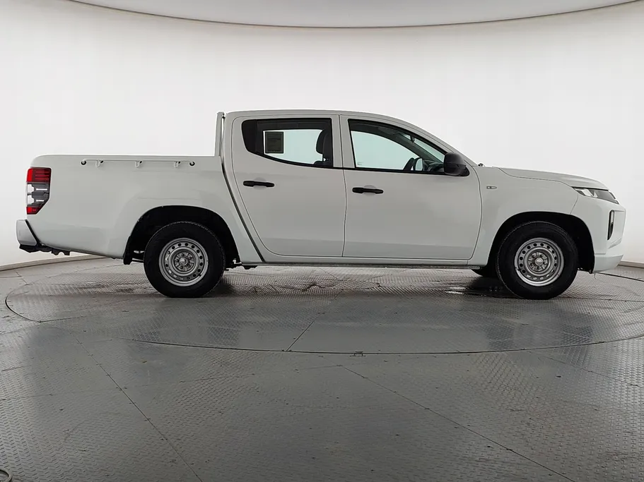 2021 Mitsubishi L200 DC 4x2 