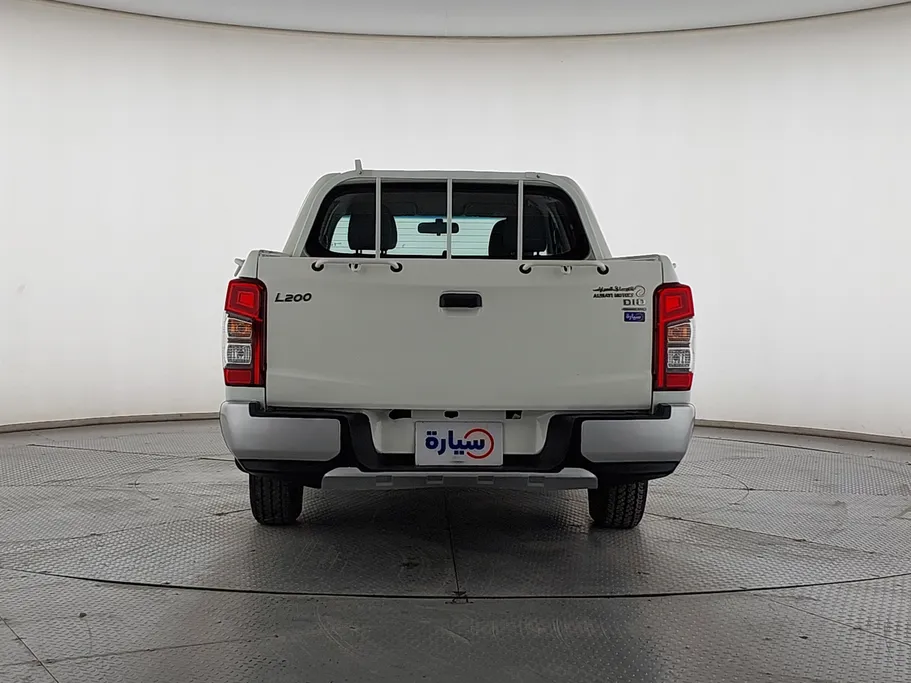 2021 Mitsubishi L200 DC 4x2 
