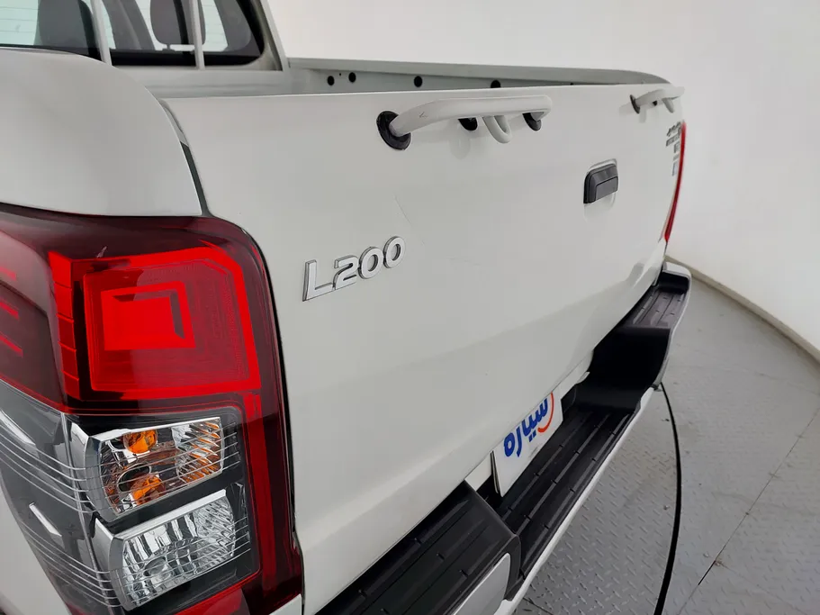 2021 Mitsubishi L200 DC 4x2 