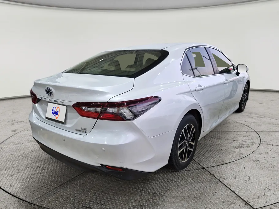 2024 Toyota Camry  LE HEV 