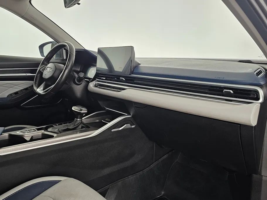 2023 Geely Emgrand GF 