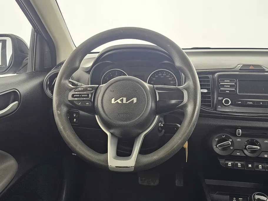 2022 Kia Pegas LX 