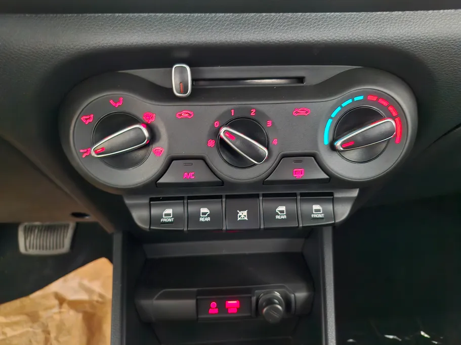 2026 Kia Pegas LX 