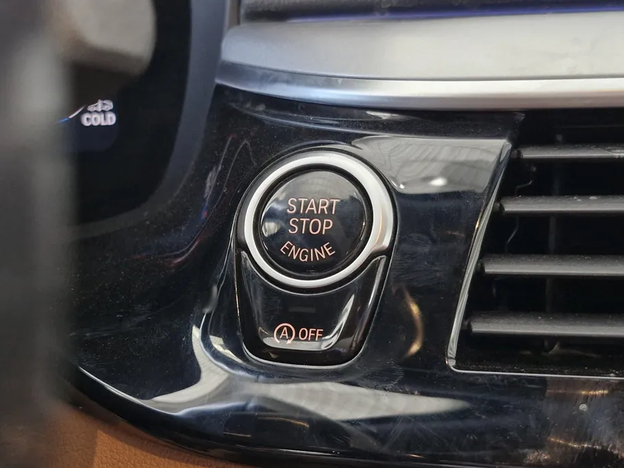2023 BMW 5 Series 520i 