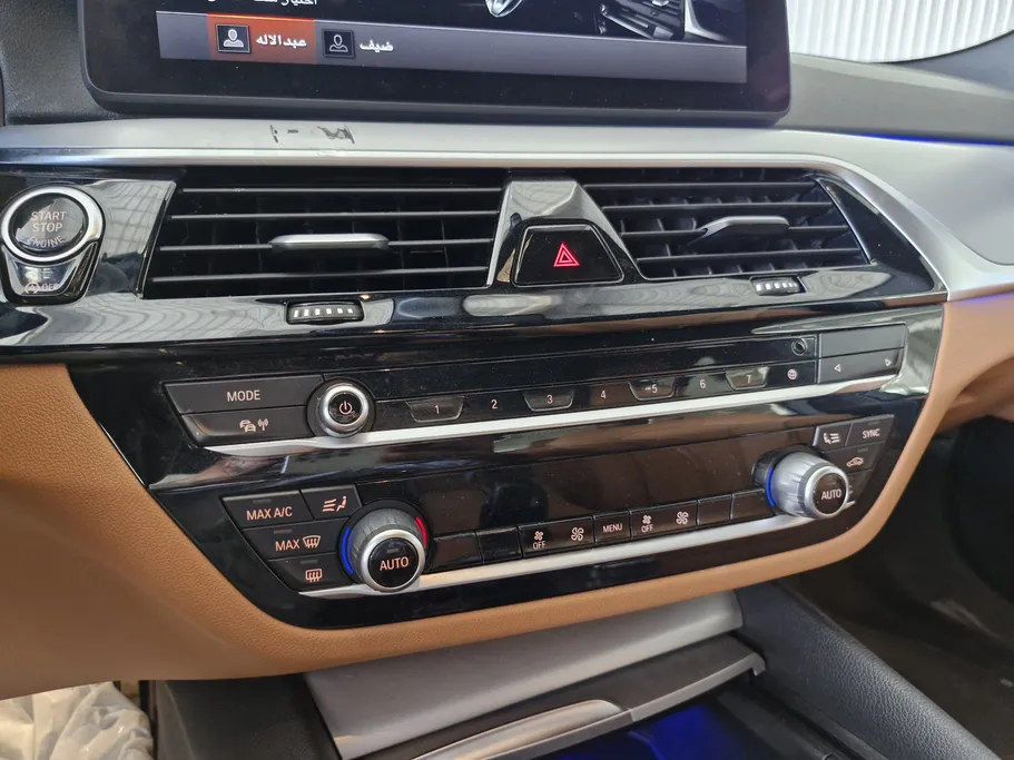 2023 BMW 5 Series 520i 