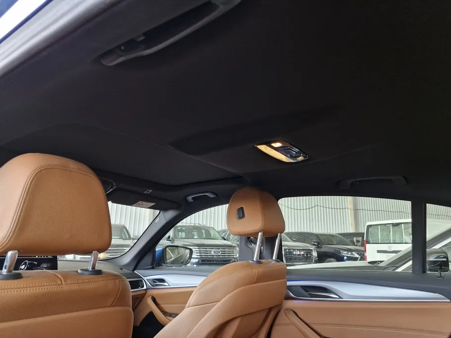 2023 BMW 5 Series 520i 