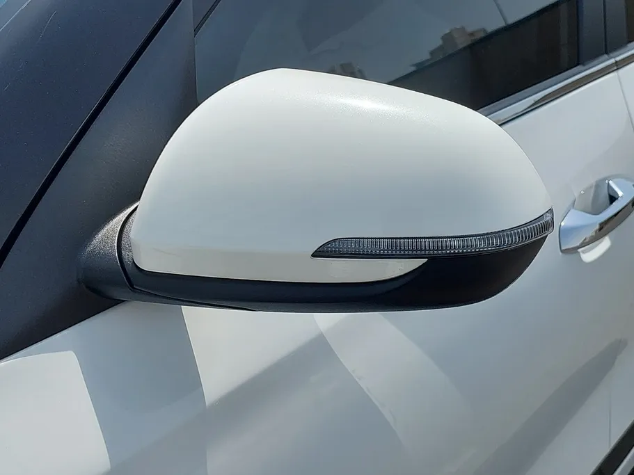 2023 Kia Seltos EX 