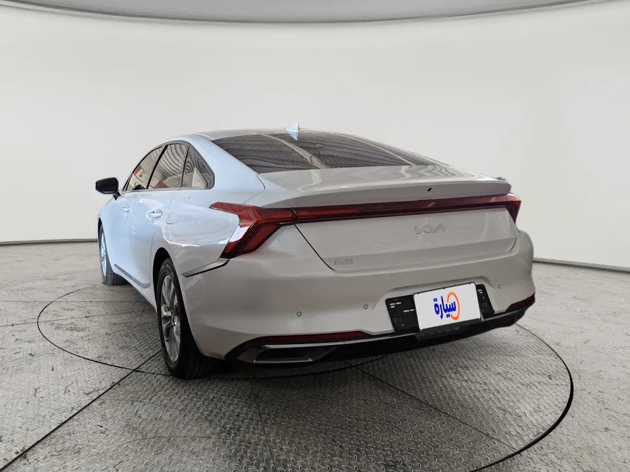 2022 Kia K8 EX 