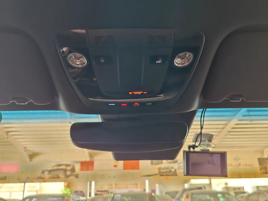 2022 Kia K8 EX 