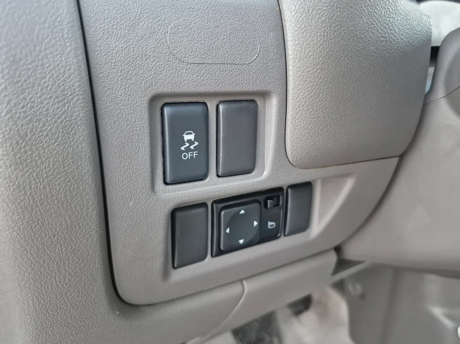 2023 Nissan Sunny SV Comfort 