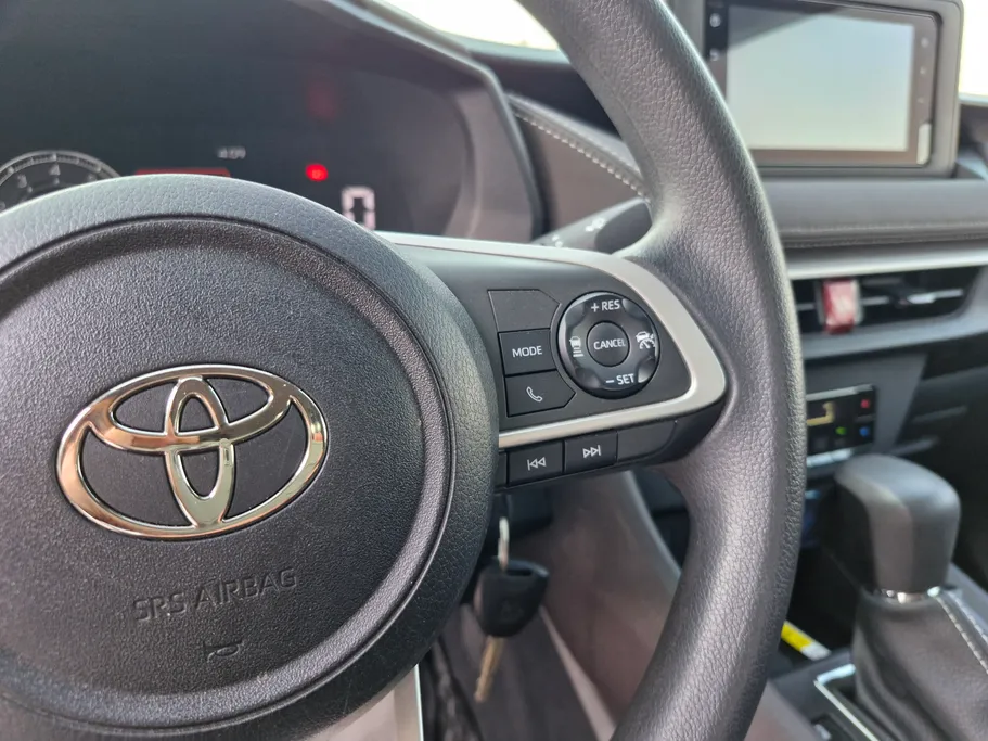 تويوتا يارس Y Plus 2024