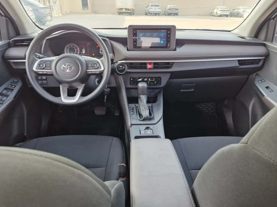 تويوتا يارس Y Plus 2024