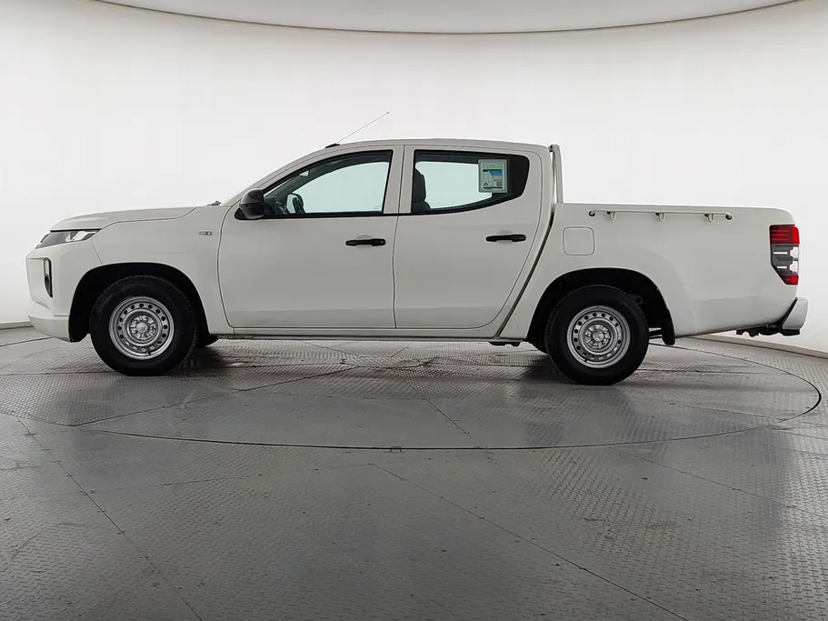2022 Mitsubishi L200 DC 4x2 Diesel 