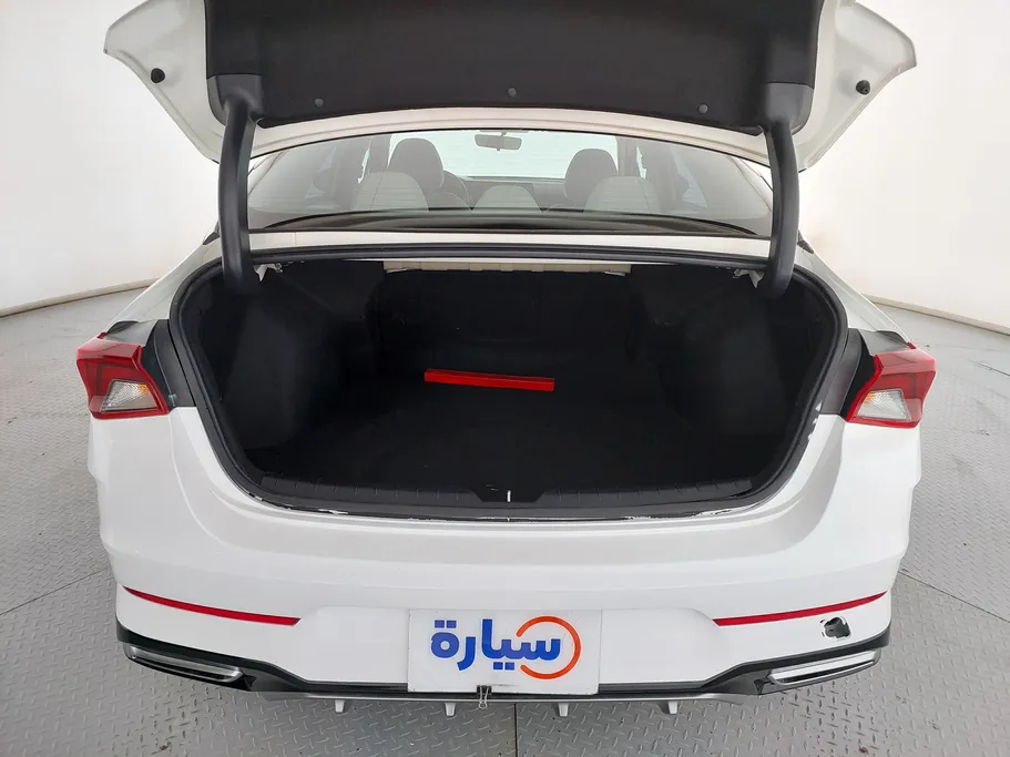 كيا K5 LX 2022 