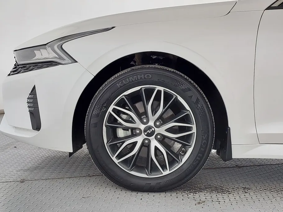 كيا K5 LX 2022 