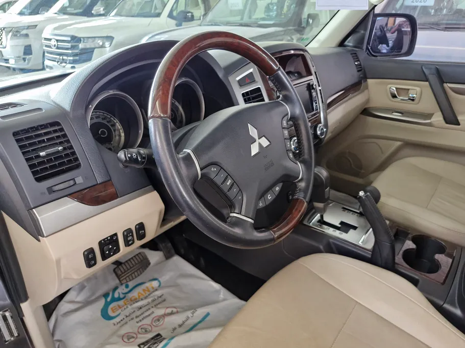 ميتسوبيشي باجيرو GLS 5Doors 2022 
