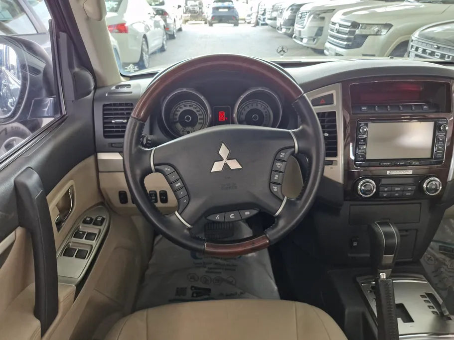 ميتسوبيشي باجيرو GLS 5Doors 2022 