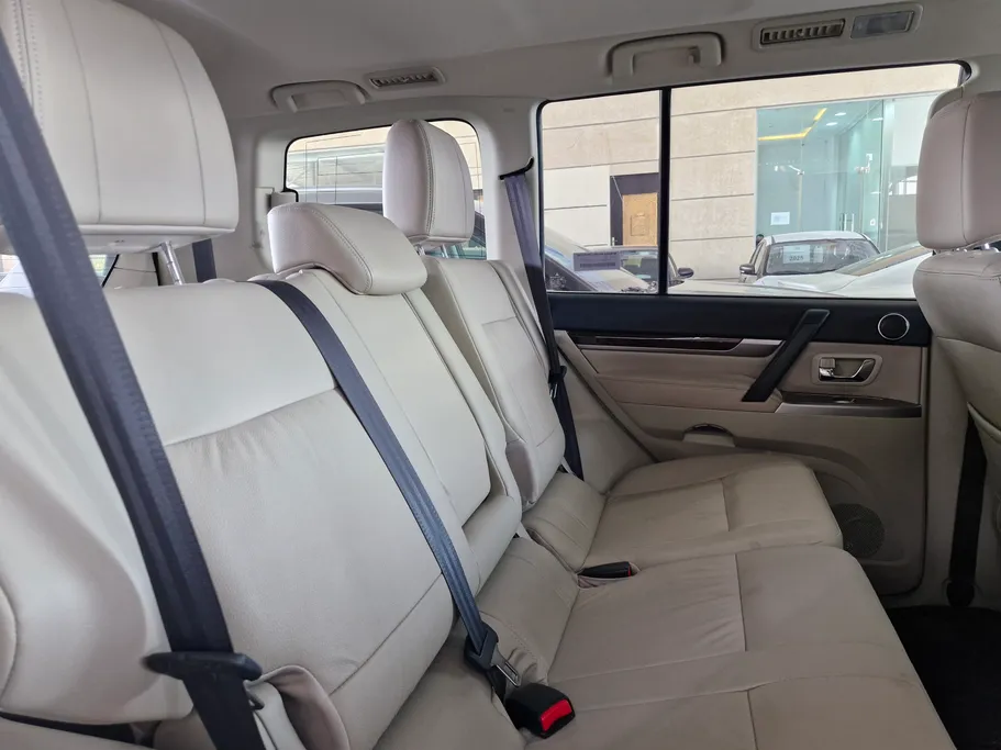 ميتسوبيشي باجيرو GLS 5Doors 2022 